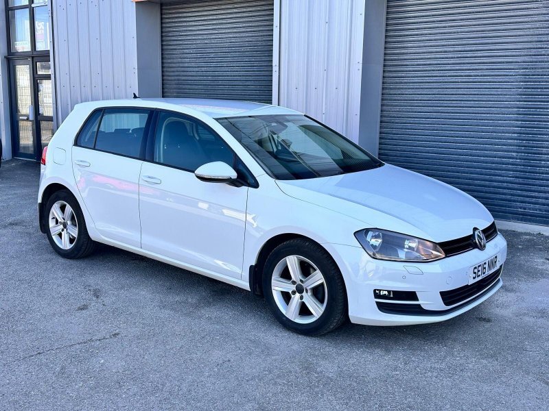 2016 VOLKSWAGEN GOLF 1.6 TDI BLUEMOTION TECH MATCH EDITION EURO 6 S S 5DR 5,994... photo